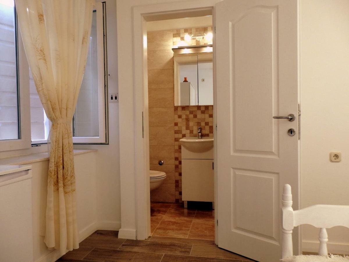 Guesthouse Torga Vis Island Ngoại thất bức ảnh
