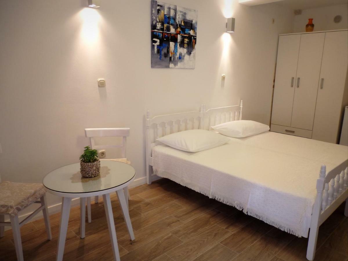 Guesthouse Torga Vis Island Ngoại thất bức ảnh